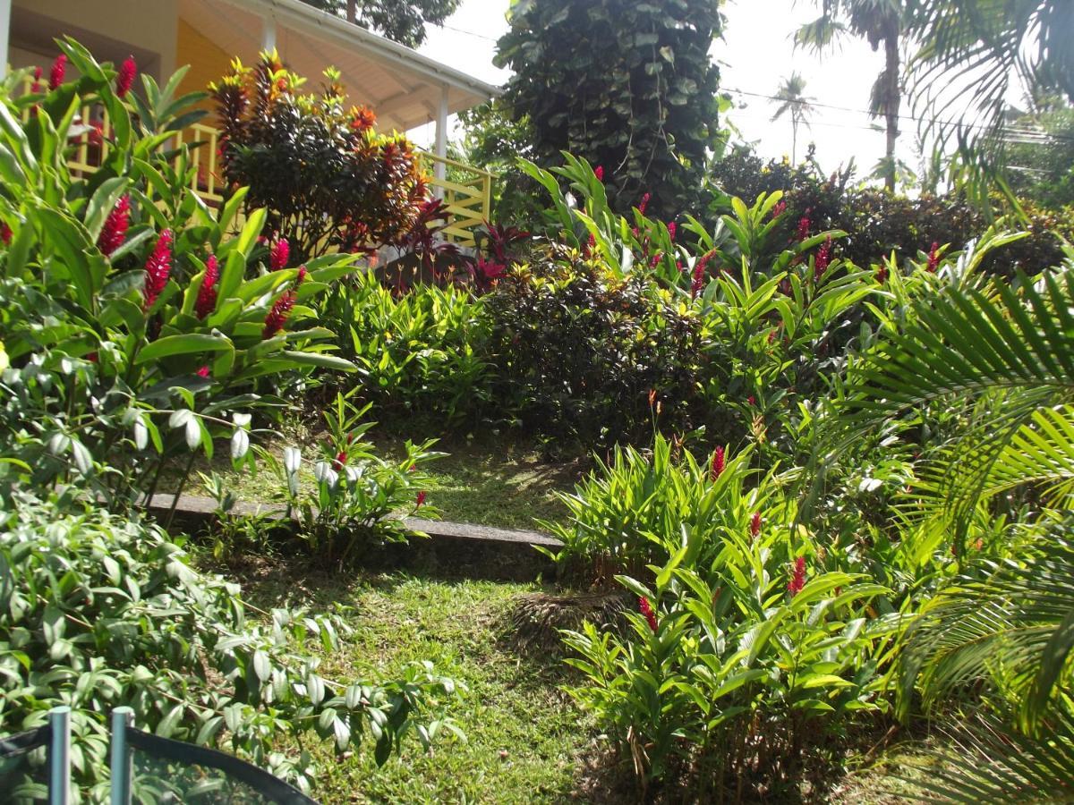 Villa Les Jardins De L'Esperance Bouillante Exterior foto